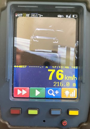 zdjęcie pojazdu z Trucama z prędkością 76 km/h
