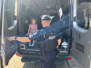 Policjanci i dzieci